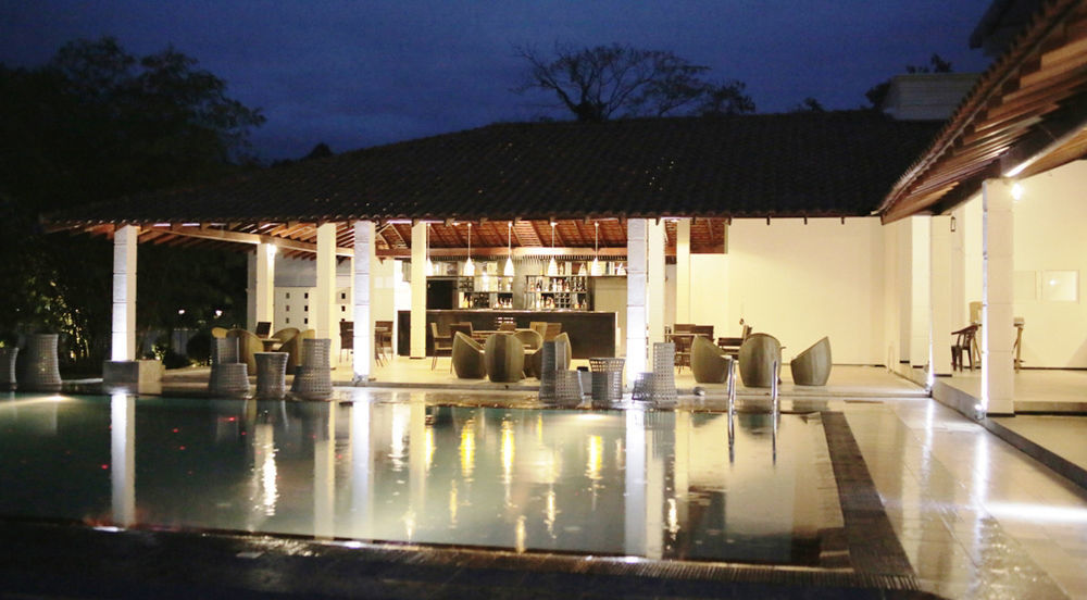 The Covanro Airport Hotel - Katunayake Gampaha Ngoại thất bức ảnh
