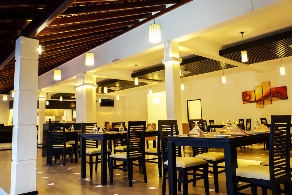 The Covanro Airport Hotel - Katunayake Gampaha Ngoại thất bức ảnh