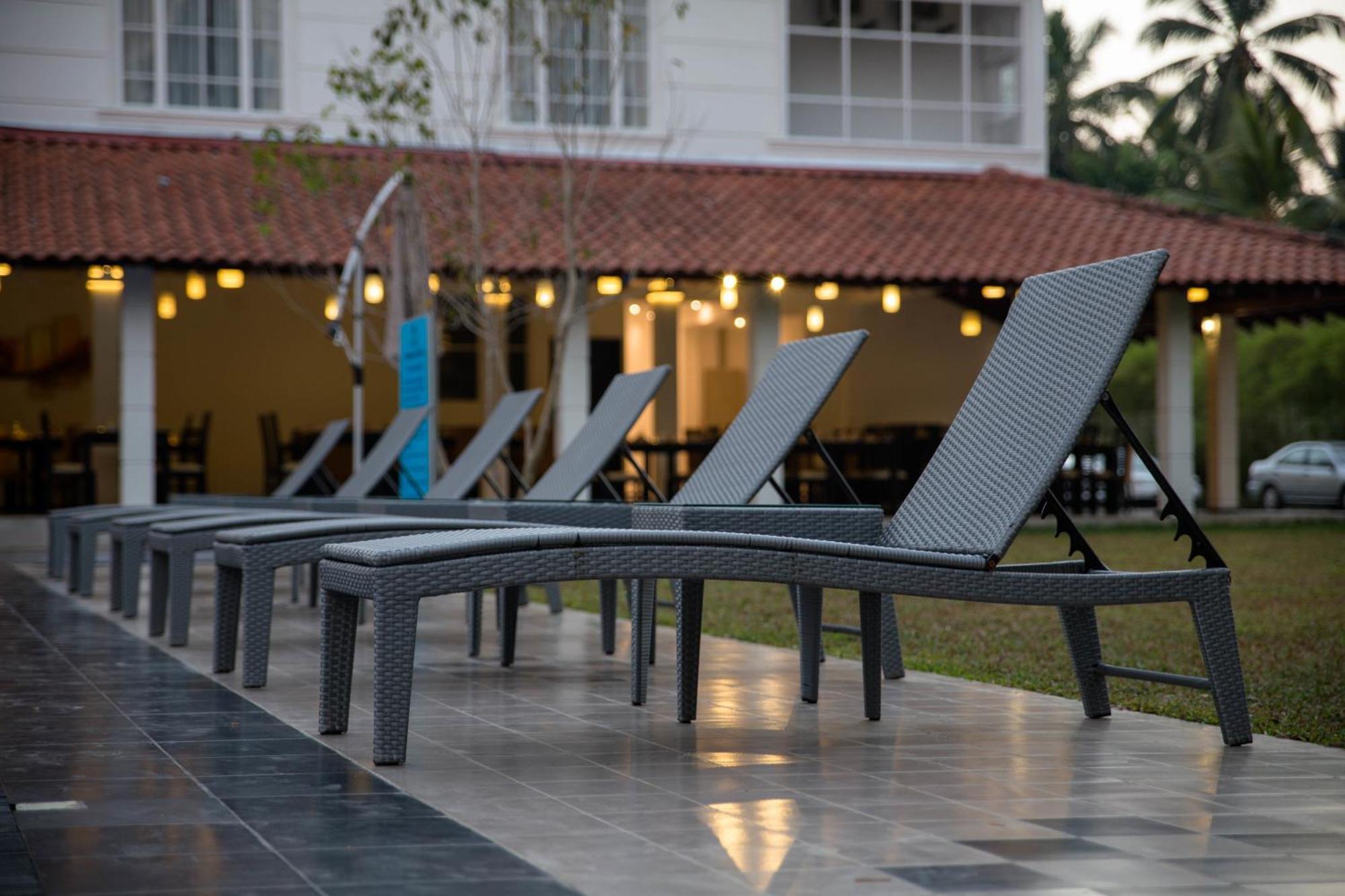The Covanro Airport Hotel - Katunayake Gampaha Ngoại thất bức ảnh
